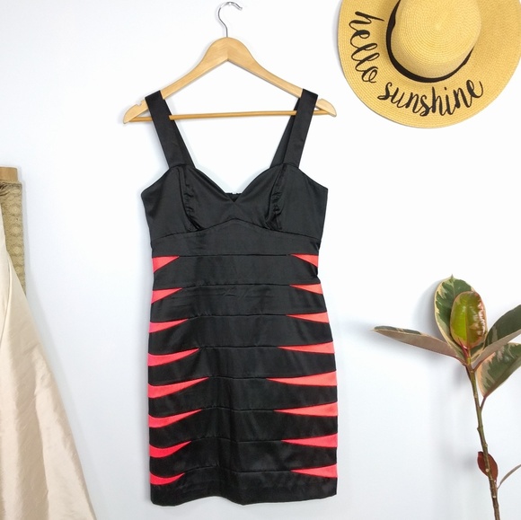 ⬇️$30 H&M Black Satin Bodycon Dress 8 New - Picture 2 of 8